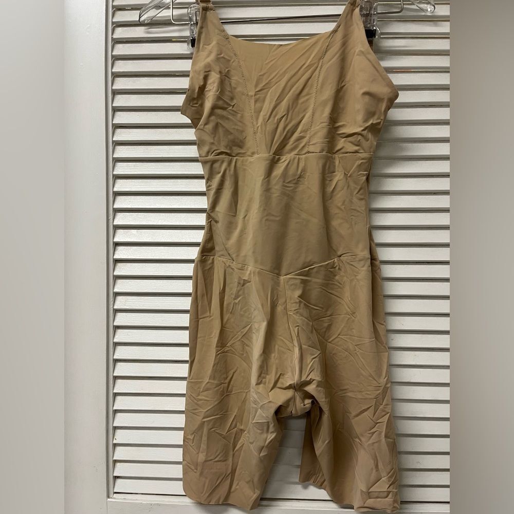 Maidenform Body Shaper Beige Medium